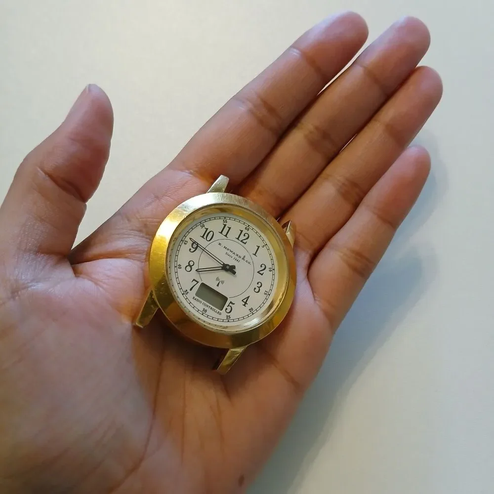Parts Repair E. Howard & Co. Radio Controlled Watch 39mm German Movt Untested